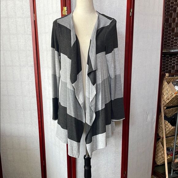 Anthropologie Sunday Striped Gray Lightweight Long Open Cardigan (Size: Med) - Picture 3 of 12